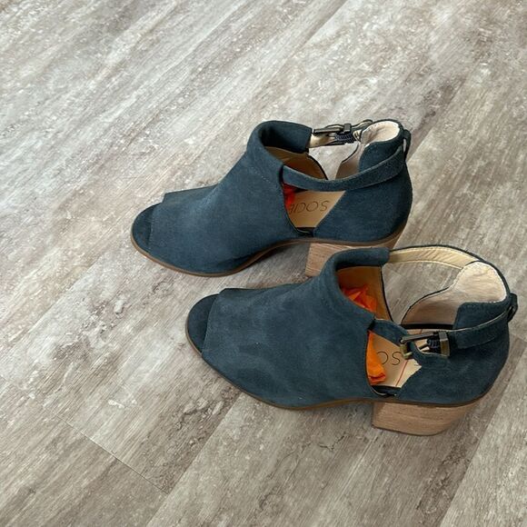 Sole society peep toe booties - Picture 1 of 5